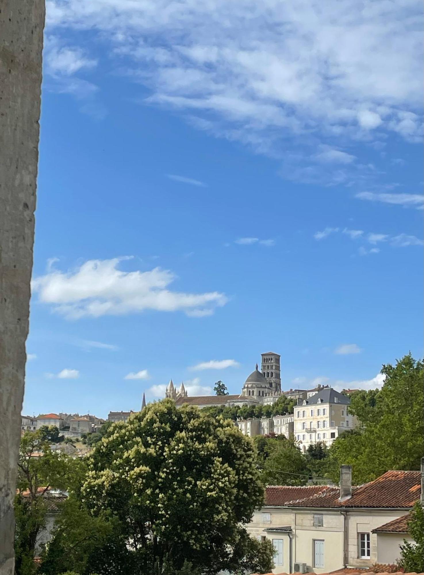 Le Bellevue - Spacieux Et Calme Angoulême Exterior foto